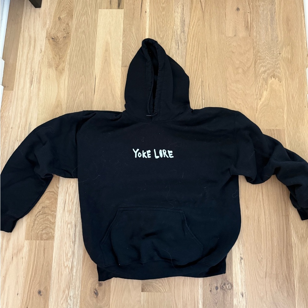 Gildan Black Pullover Hoodie Sweatshirt